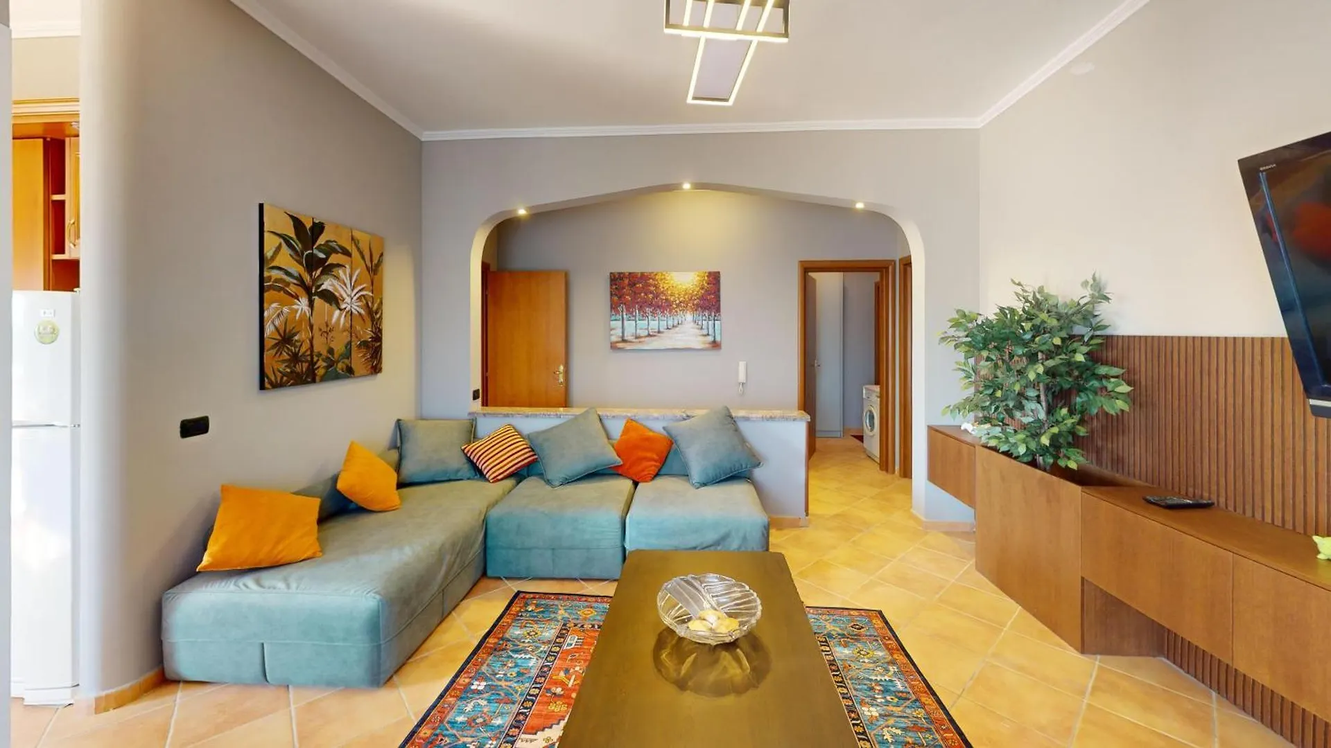 Coastal Nest Apartments contacts
